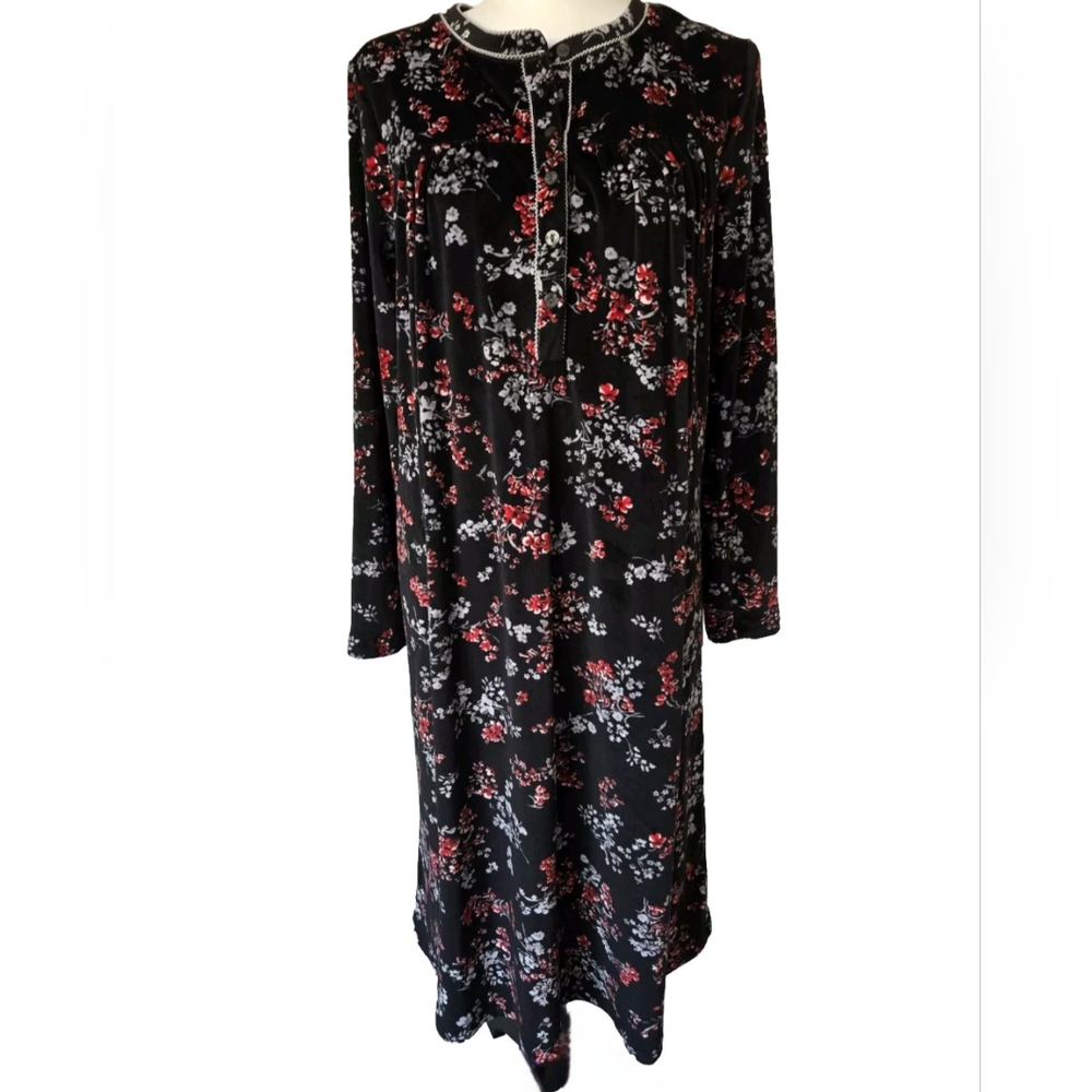 Aria Collection Nightgown Floral Velour Fleece Soft Long Sleeve Black Sz M
